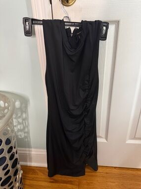 Forever 21 Black One-Shoulder Ruched Dress
